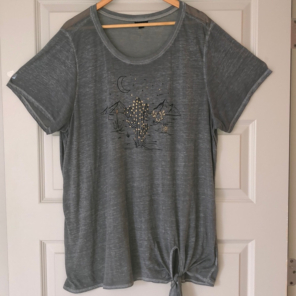 Torrid ultra soft T shirt with cute cactus print